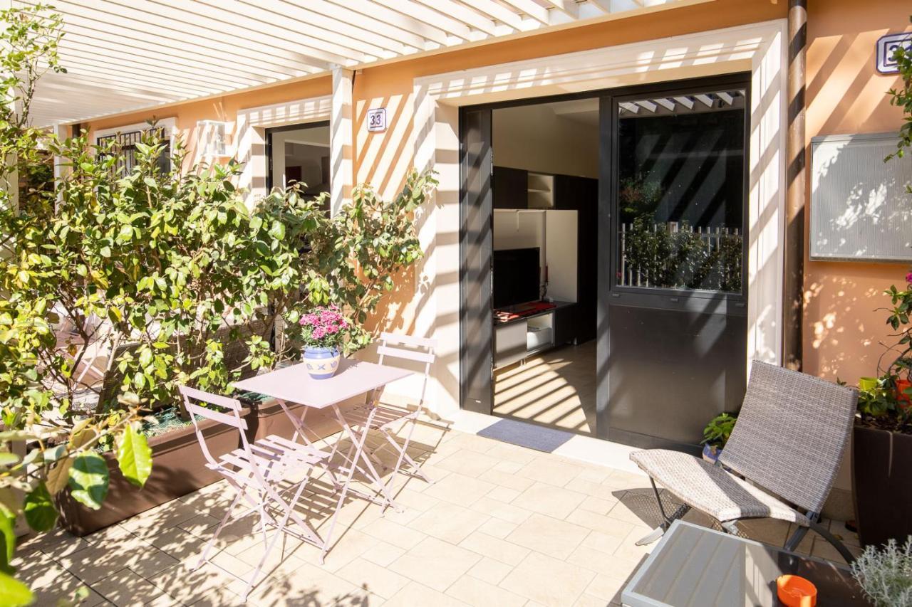 Romantico Open Space A 3Min Dalla Spiaggia - Homeunity 里米尼 外观 照片