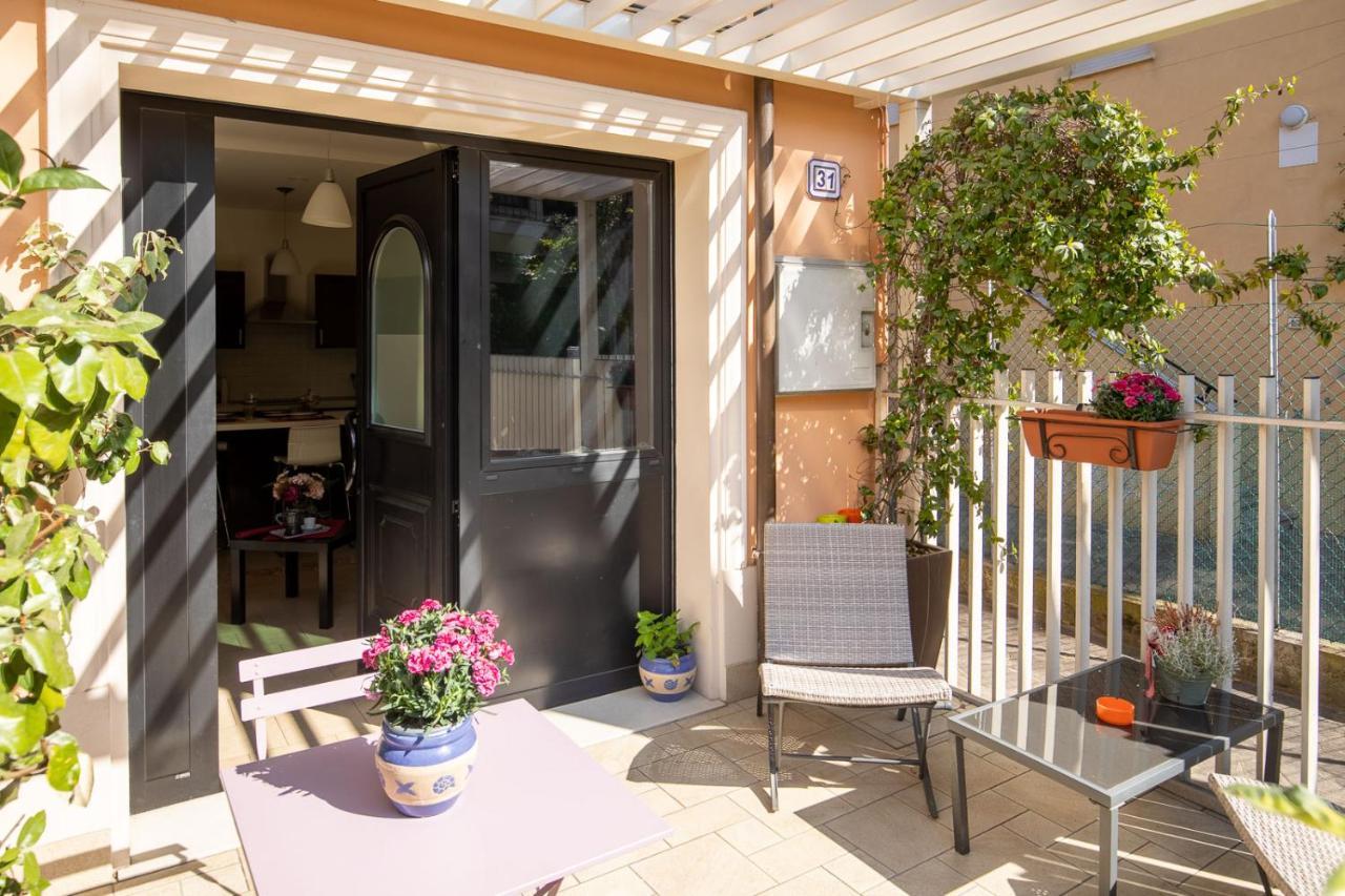 Romantico Open Space A 3Min Dalla Spiaggia - Homeunity 里米尼 外观 照片