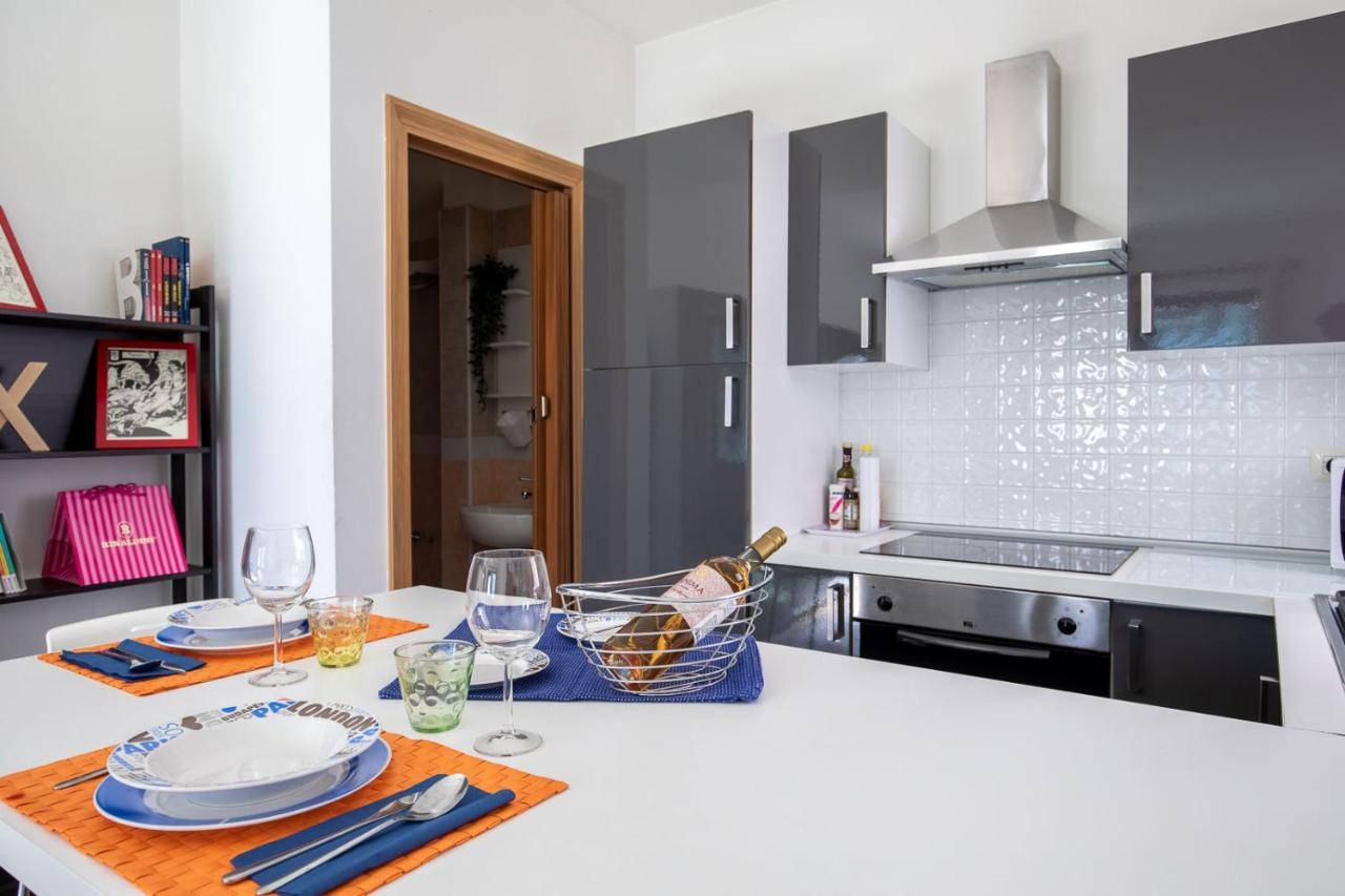 Romantico Open Space A 3Min Dalla Spiaggia - Homeunity 里米尼 外观 照片